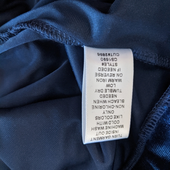 Curvy Sense Royal Blue Velvet Pants, 4X - Picture 8 of 9